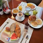 Drake Longchamp Hotel 3*