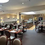 Drake Longchamp Hotel