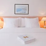 Hotel Drake Longchamp 3*