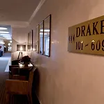 Drake Longchamp