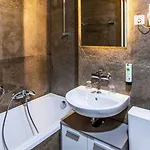 Drake Longchamp Hotel 3*
