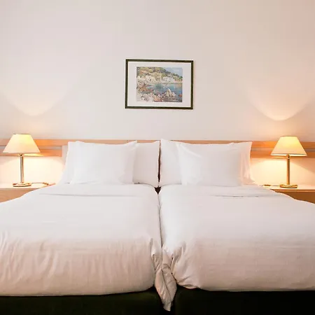 Drake Longchamp Hotel