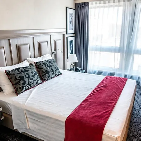 Drake Longchamp Hotel