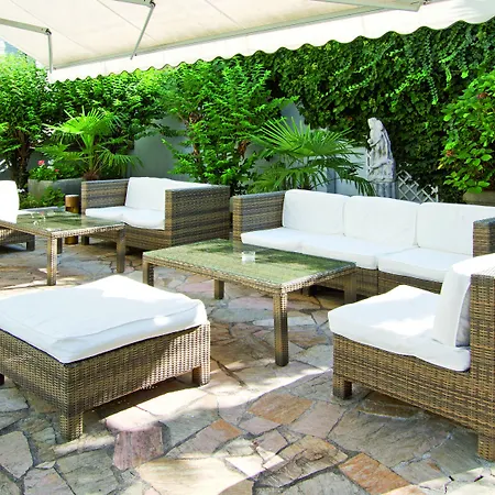 Drake Longchamp Hotel 3*