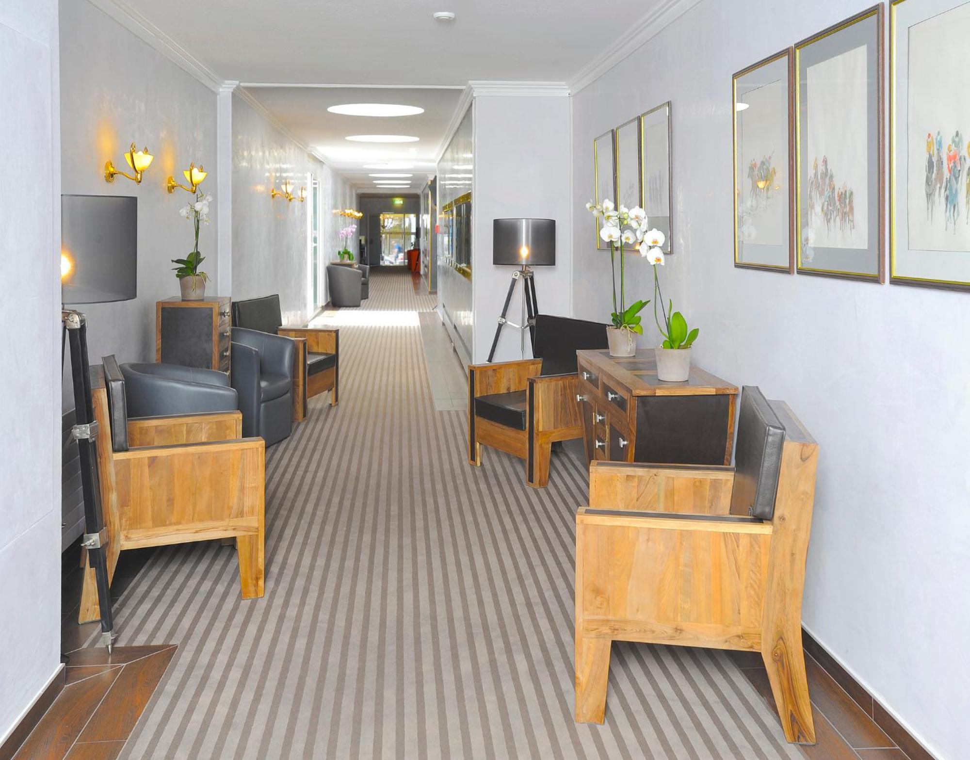 Hotel Drake Longchamp 3*