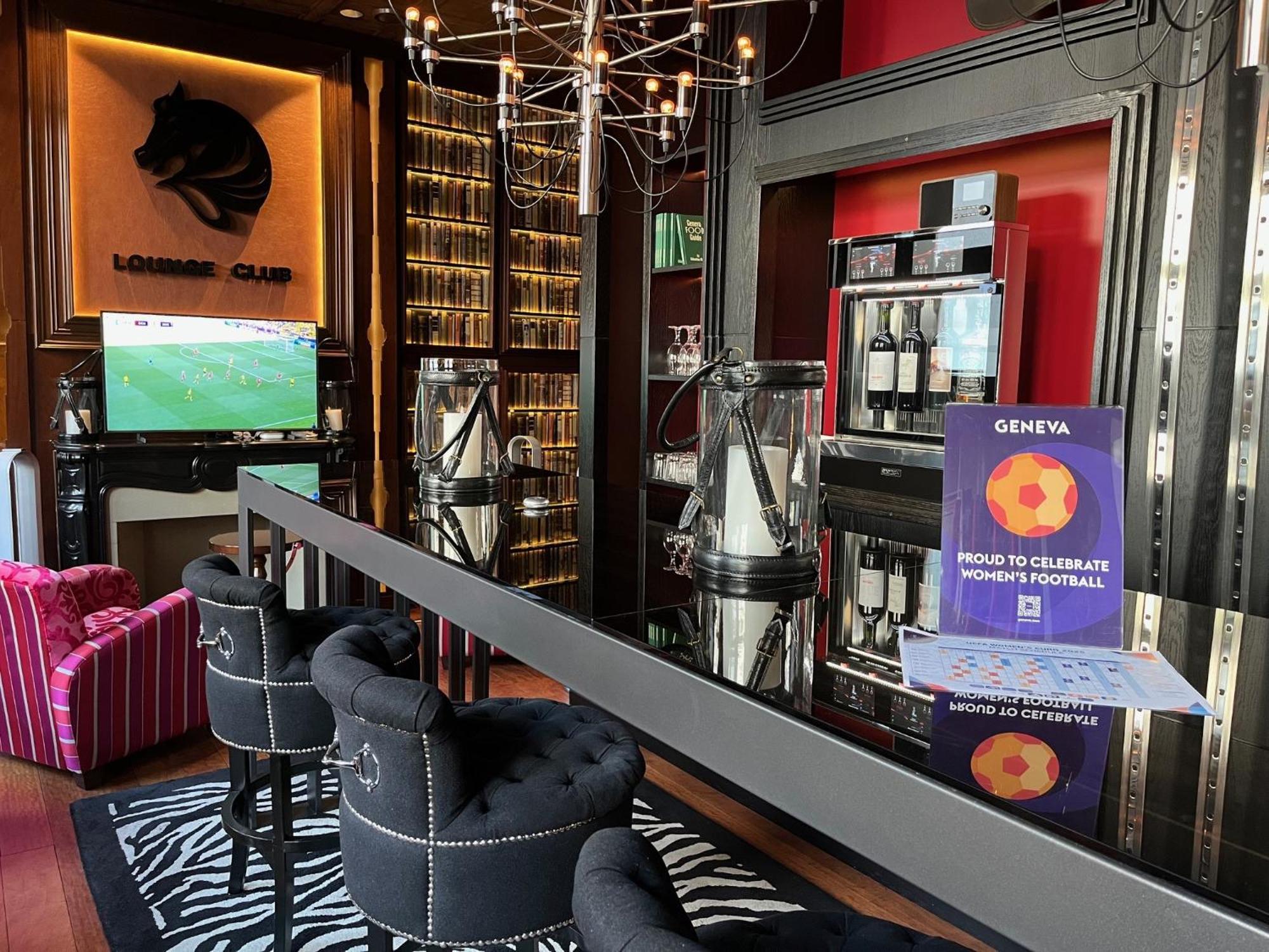 Hotel Drake Longchamp 3*