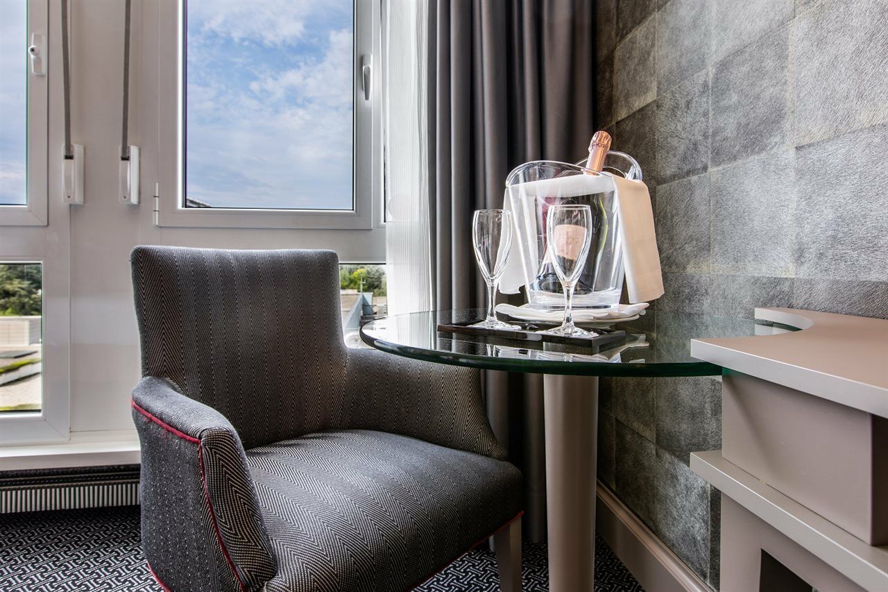 Drake Longchamp Hotel 3*