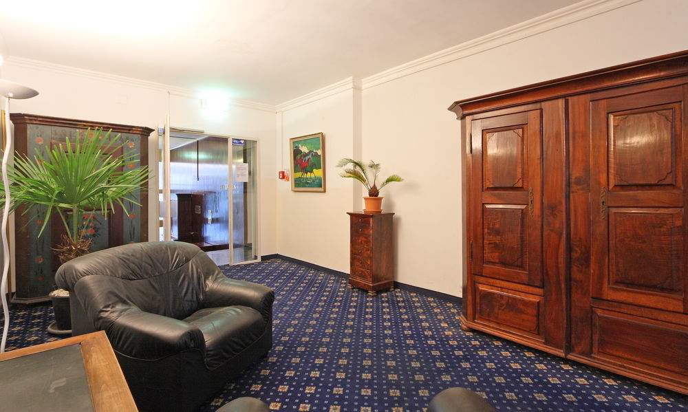 Drake Longchamp Hotel 3*