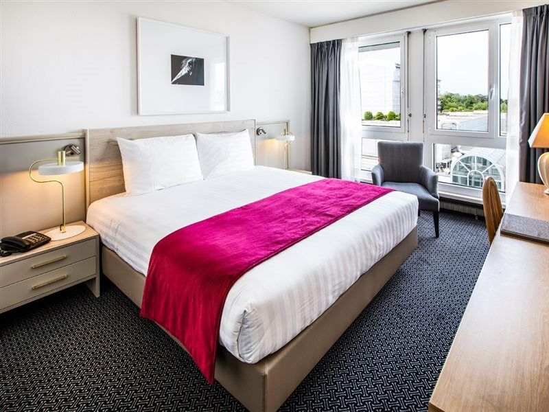 Drake Longchamp Genève